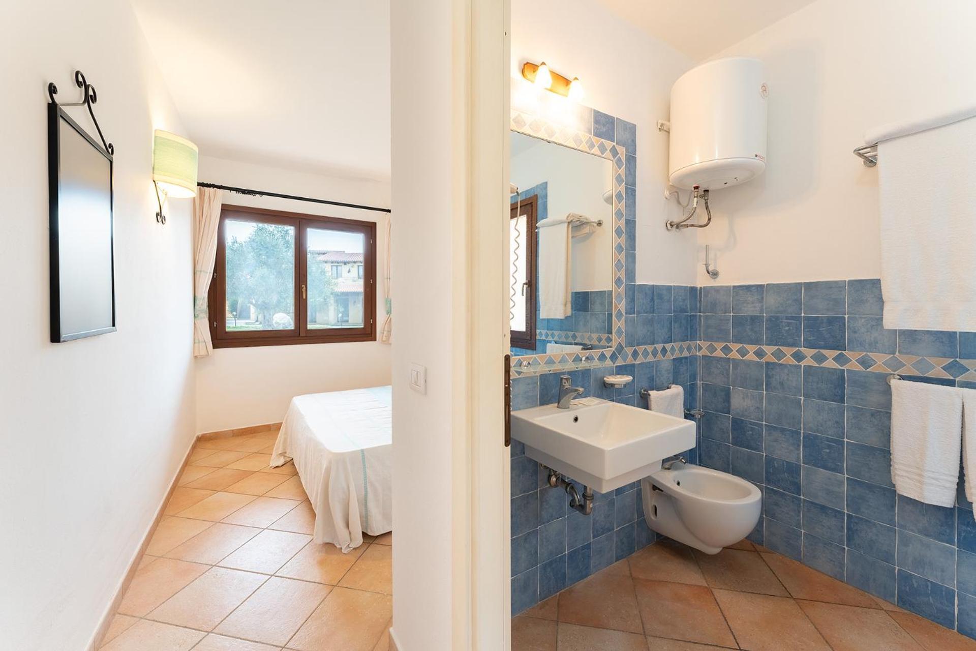 Residence Baia Dei Mirti Vignola Mare Екстериор снимка