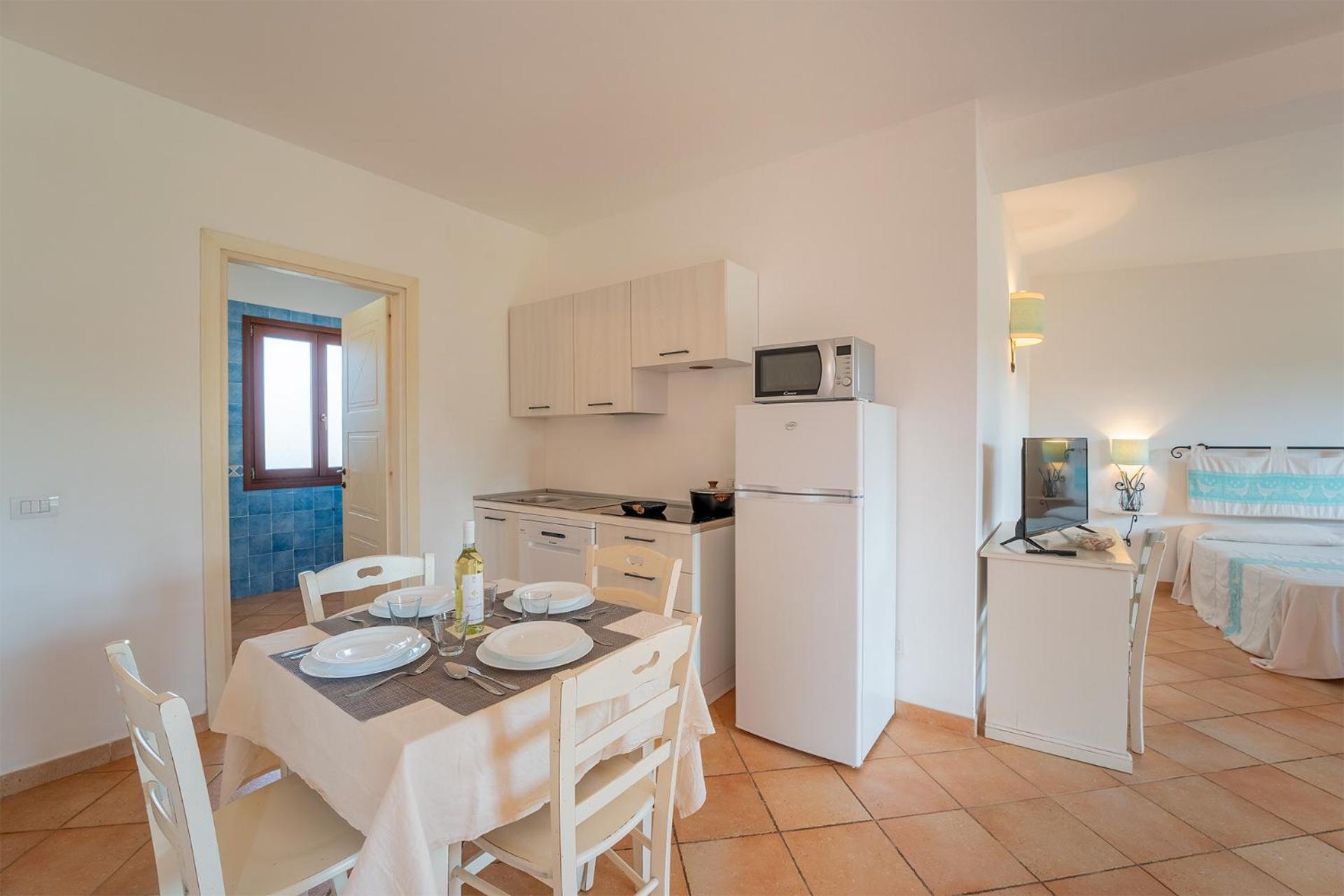 Residence Baia Dei Mirti Vignola Mare Екстериор снимка